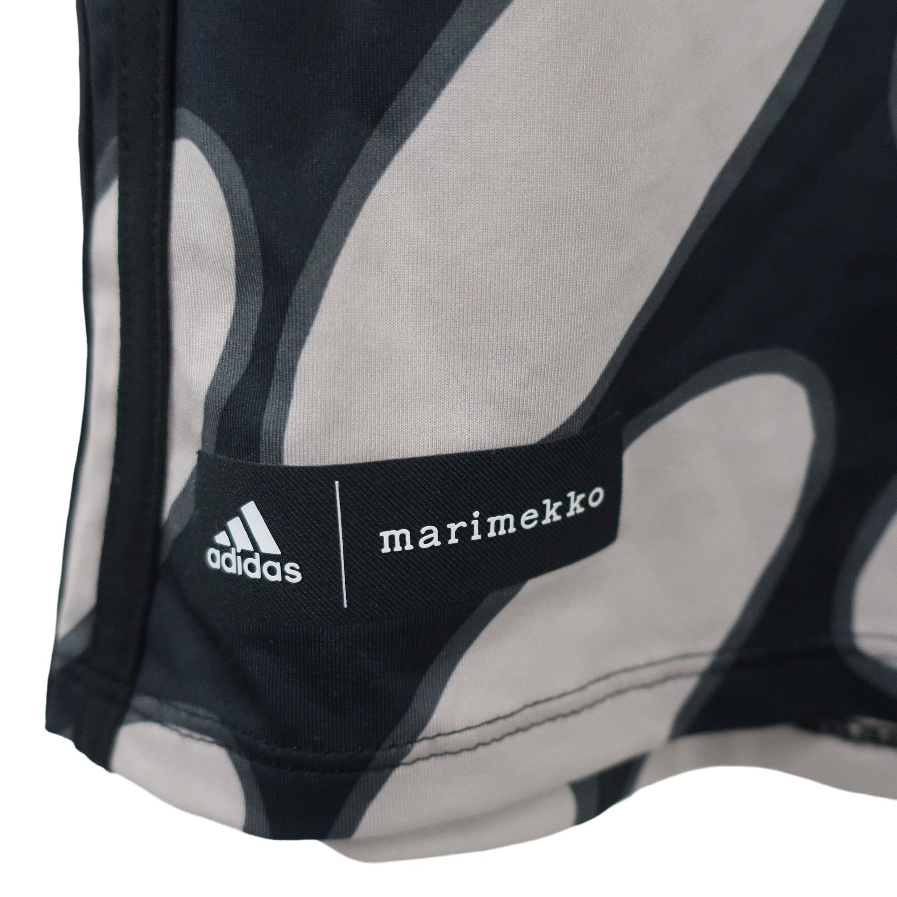 adidas(アディダス) ポロシャツ&スカート セットアップ 黒ベージュ レディース S A