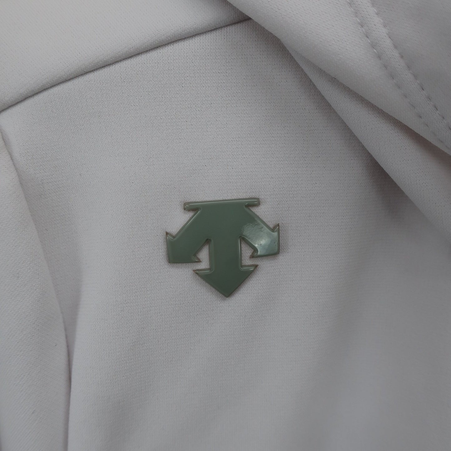 DESCENTE(デサント) パーカー ホワイト レディース M B
